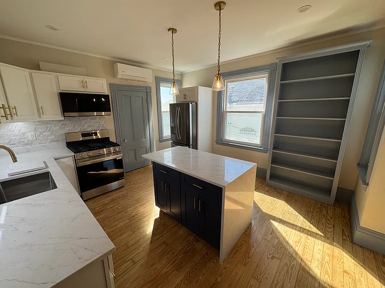 145 Court St #2 — Photo 16