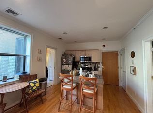 454 Hanover St APT 8, Boston, MA 02113