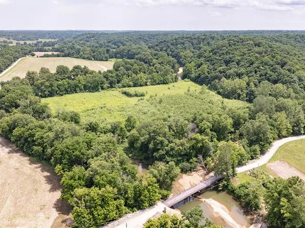 Hunting Club Rd, Jerseyville, IL 62052