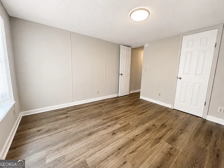 380 Browns Rd — Photo 14