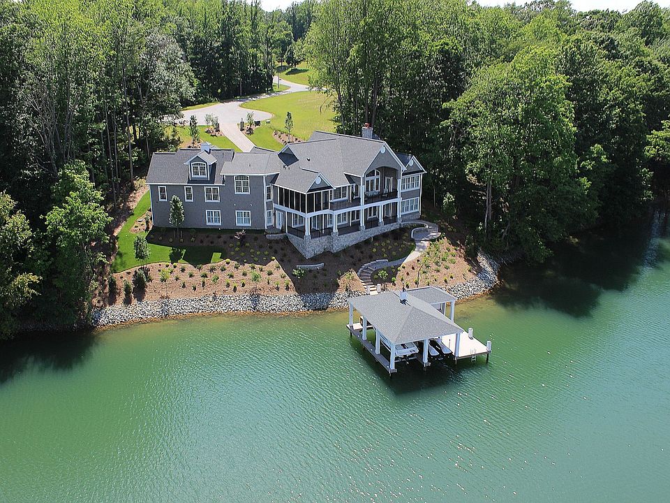 1st image of 49 Spur Court Dr
