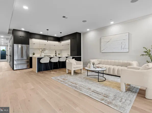 512 Taylor St NW #1, Washington, DC 20011