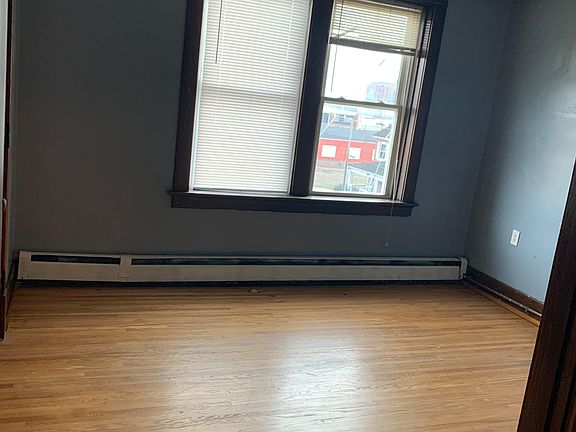 3rd image of 101 N Ellis St APT 6