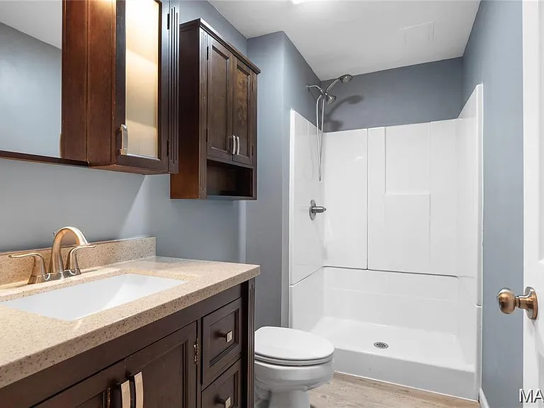7026 Conner Pointe Dr — Photo 24