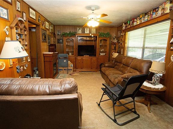 5th image of 1035 Leblanc St