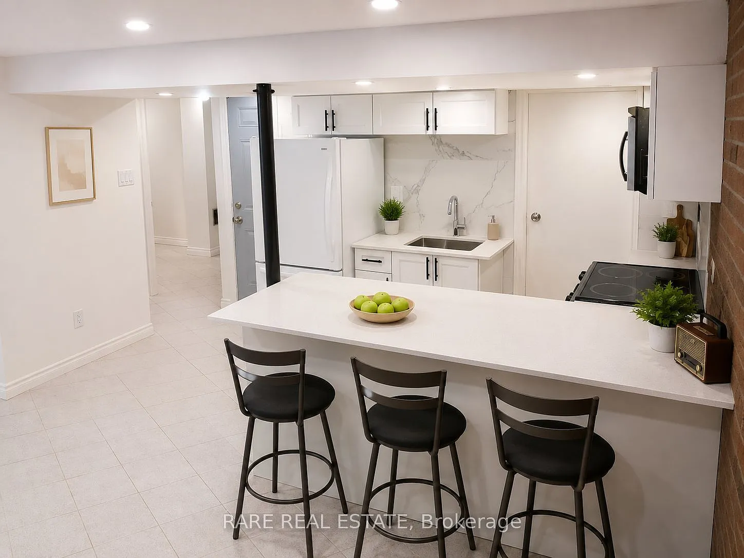2 bed, $2,000 — Photo 2