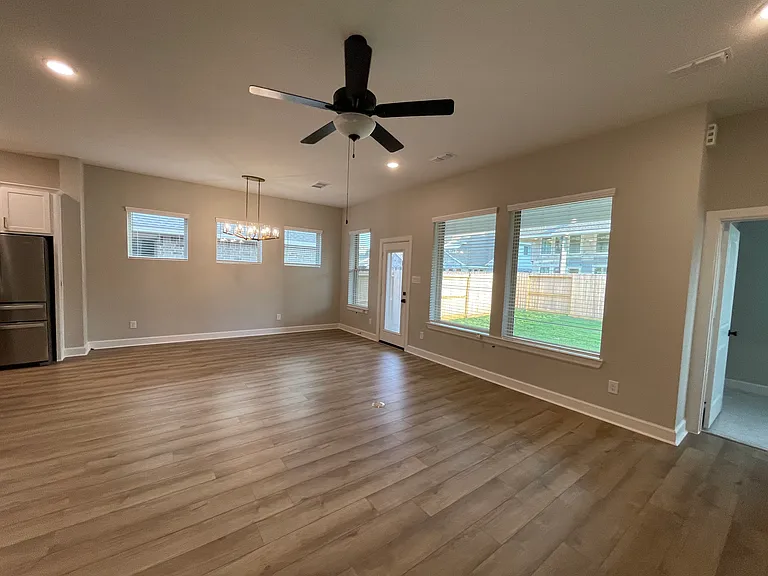 18303 Bluebird Branch Ln — Photo 20