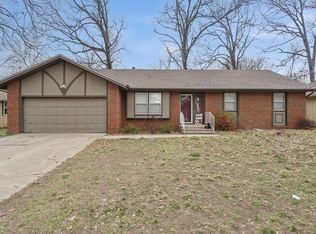 2925 W Cherokee St, Springfield, MO 65807