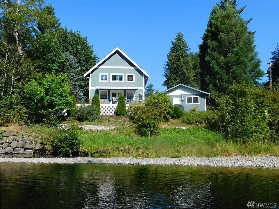 1st image of 491 NE Snowcap Dr