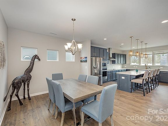 5th image of 401 Brannon Meadows Dr