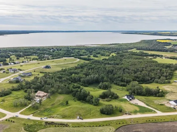 39 Bruhn Bnd, Ponoka County, AB T0C 2J0