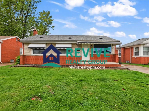 28059 Floral St, Roseville, MI 48066