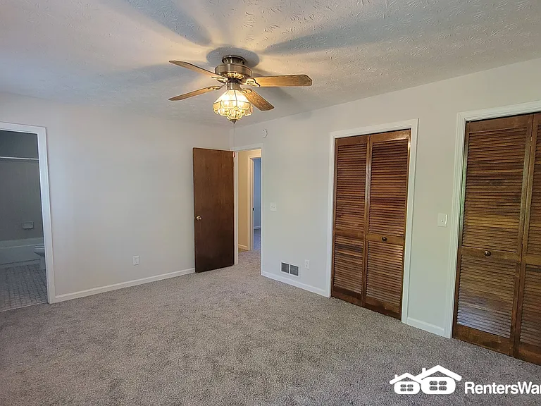 2532 Mistletoe Ln — Photo 26
