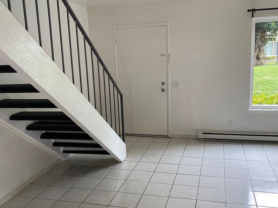 1st image of 2930 Bradford Pl APT B