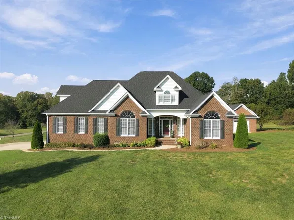 3188 Mattie Florence Dr, Graham, NC 27253