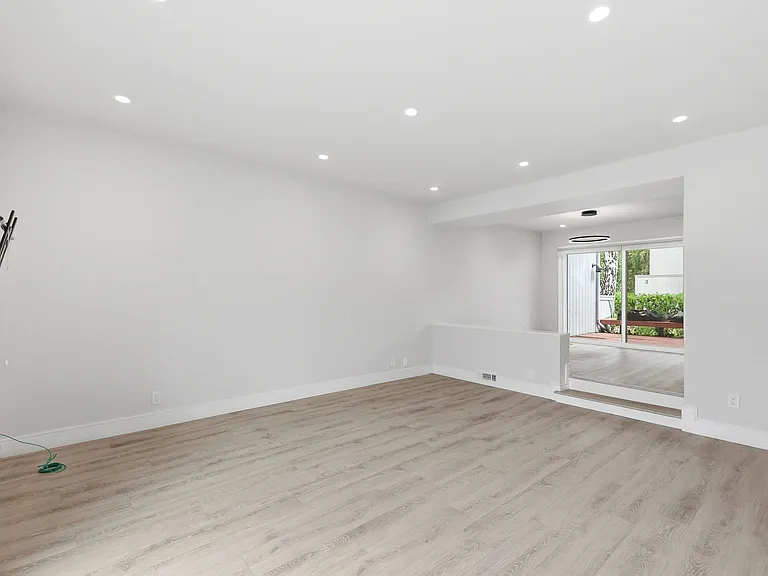 143 Ortega Ave — Photo 10
