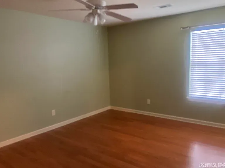 9914 Merlot Ln — Photo 5