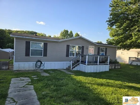 315 Barricks Rd #1L7G3A, Louisville, KY 40229