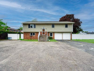 50 Hubbards Path, West Babylon, NY, 11704