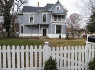 1895 N Broadway Ave, Springfield, MO 65803