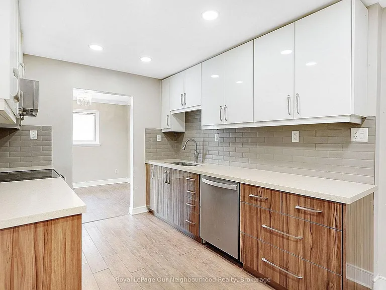 1669 Alwin Cir — Photo 10