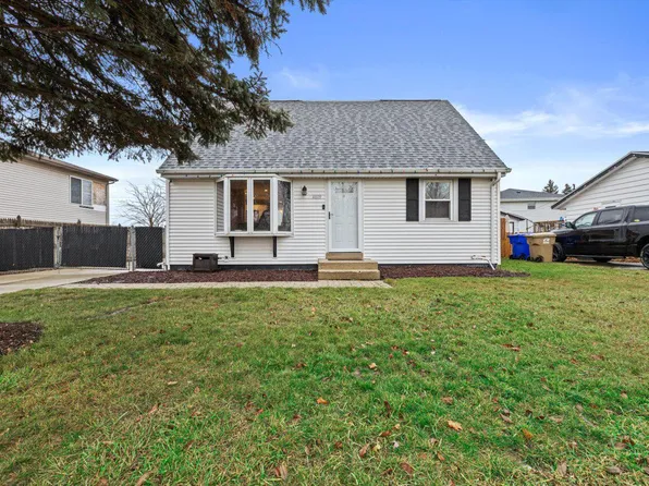 4809 Pershing BOULEVARD, Kenosha, WI 53144