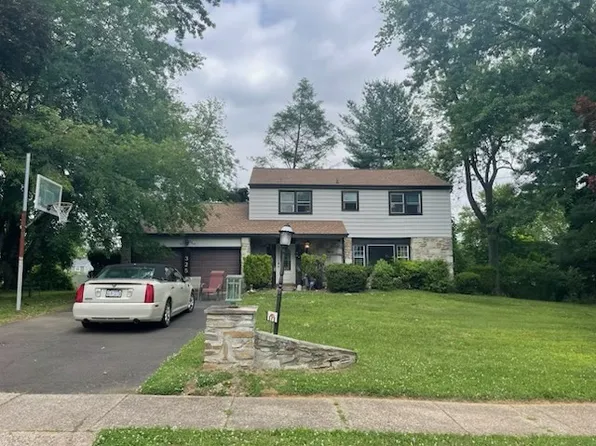 (undisclosed Address), Huntingdon Valley, PA 19006