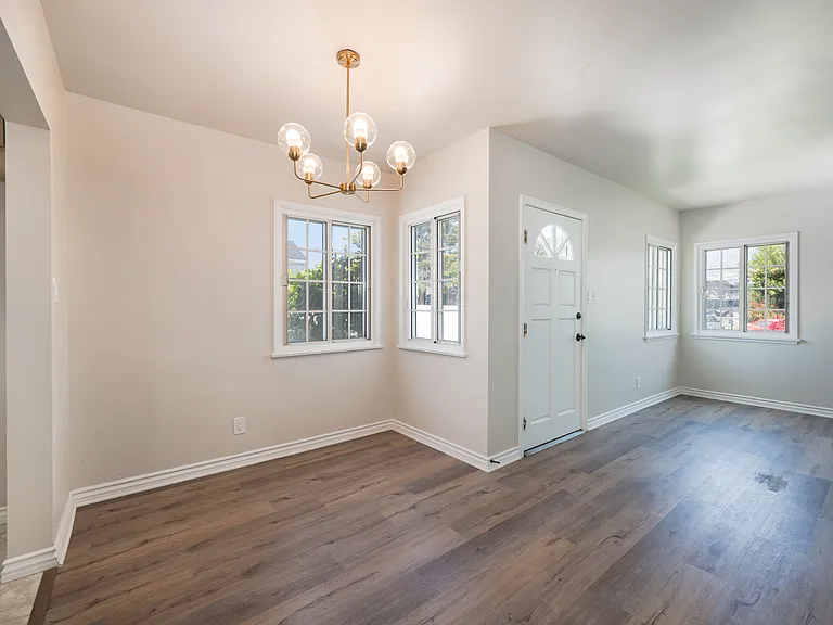 7731 Ferncola Ave — Photo 8