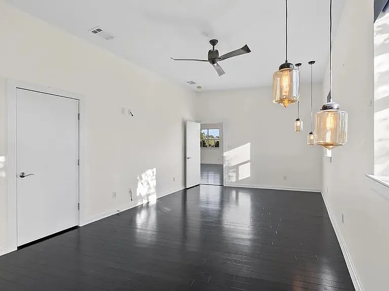 1310 S 1st St #310 — Photo 36