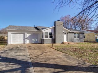 1103 E Morningside St, Springfield, MO 65807