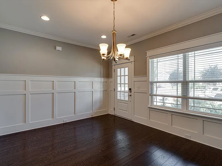 8543 Red Deer Ln — Photo 6