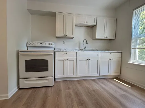 43-49 Oak St Unit 47, Indian Orchard, MA 01151