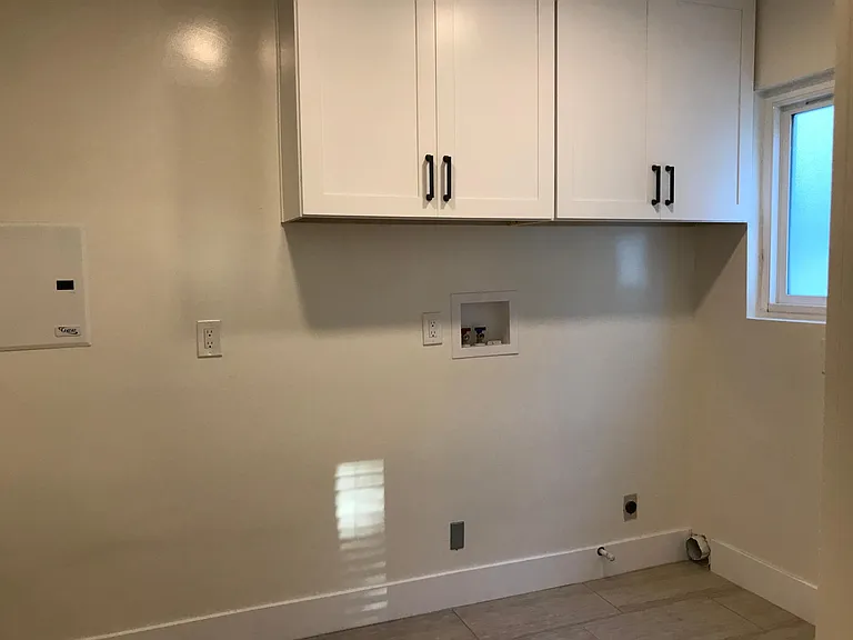Laundry Room W&D hookups