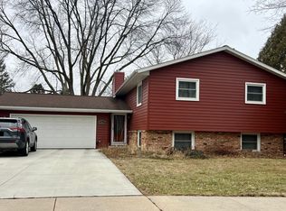 3021 17th Ave NW, Rochester, MN 55901