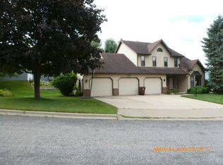 120 Fairway Ct, Onalaska, WI 54650
