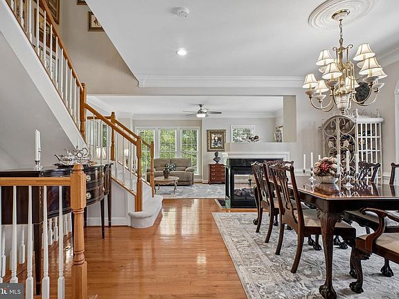 3rd image of 5989 Grand Pavilion Way