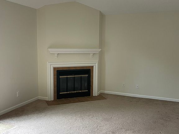 5th image of 9162 Robin Ct Unit 9162