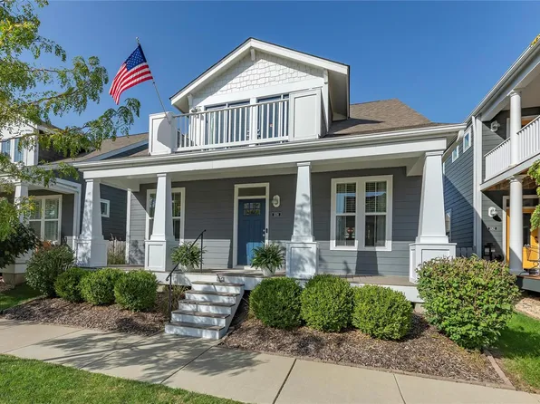 3258 Meeker St, Saint Charles, MO 63301