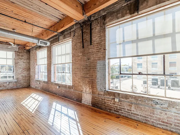 Rock Street Lofts — Photo 33
