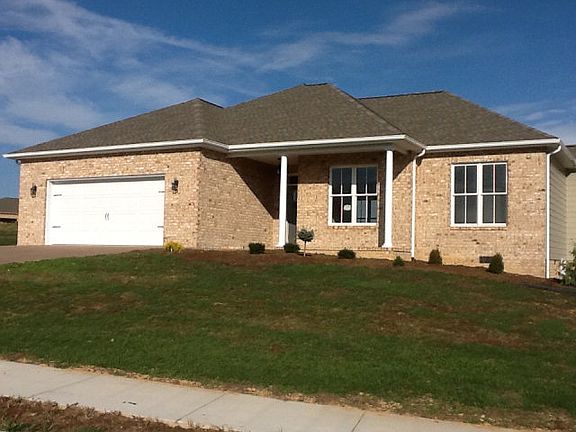 2nd image of 102 Briar Creek Cir