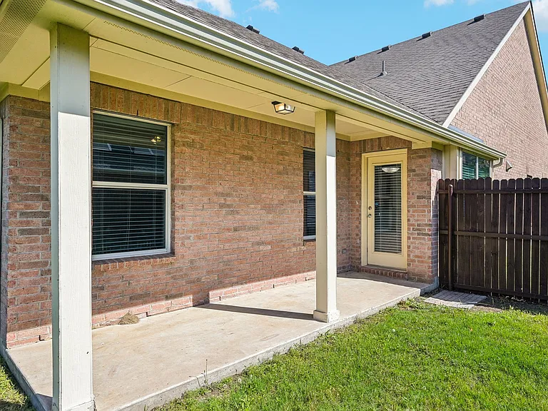 1280 Seymour Dr — Photo 26