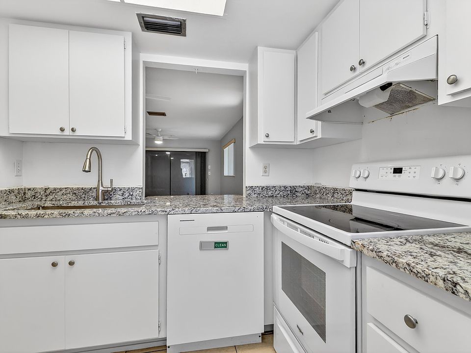 1st image of 2141 SE 15th Pl APT 110