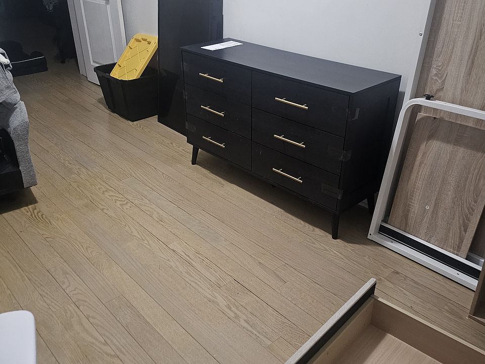 1st image of 35 Wakeman Ave Floor 2