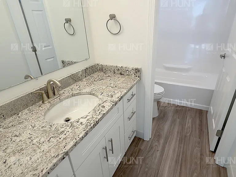 904A Yellowood Ct SE — Photo 10