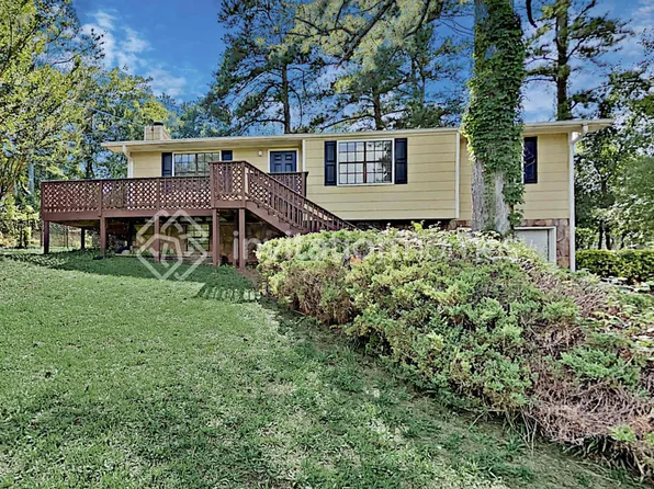 216 S Sequoya Dr, Canton, GA 30188