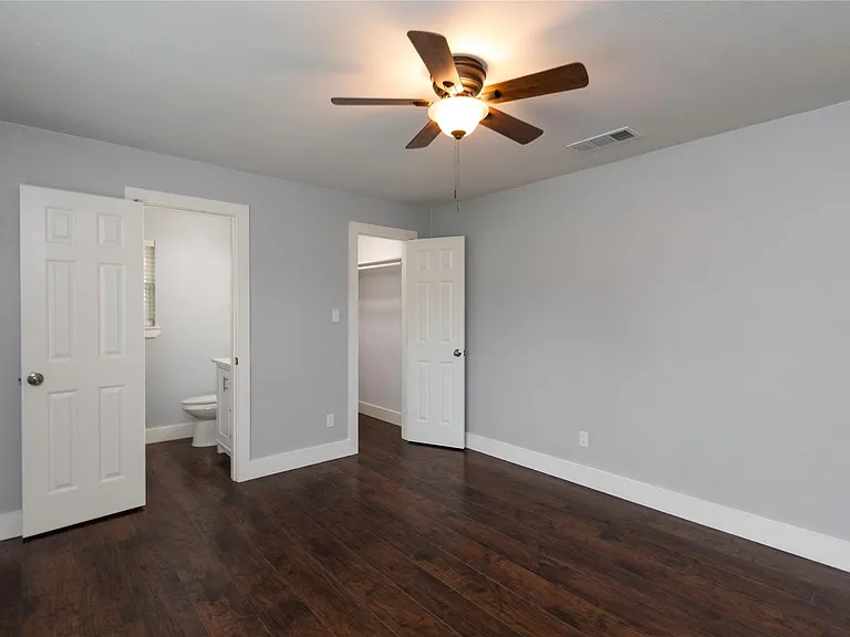 1005 George St — Photo 13