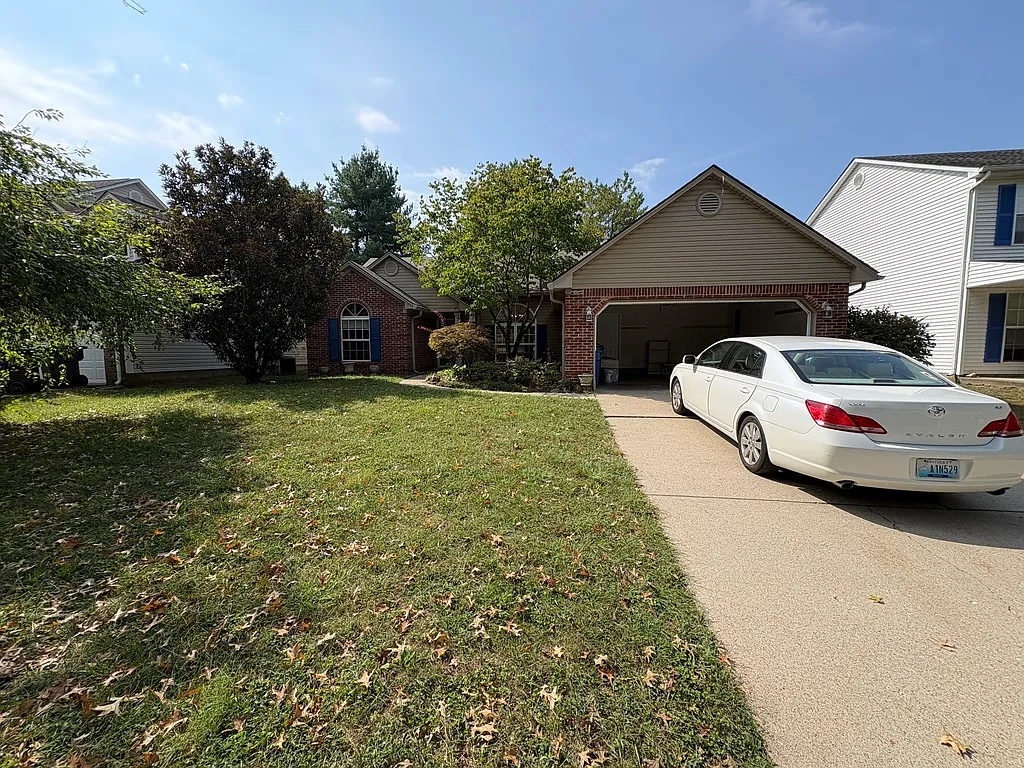 3 bed, 1491 sqft, $2,000 — Photo 1