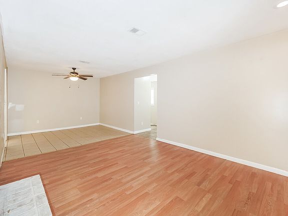 5th image of 2125 NE Gaddy Rd