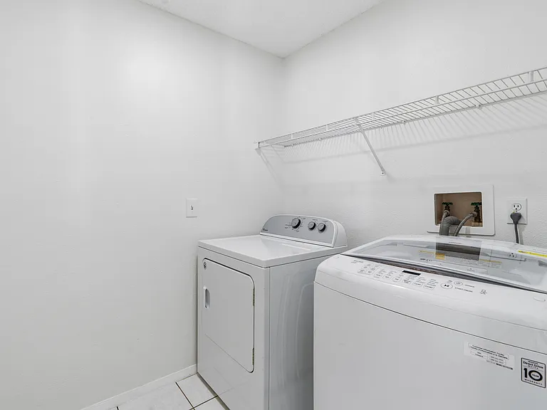 9507 Camden Hill Ct — Photo 21