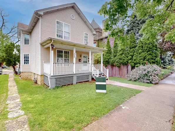 221 N Hickory St, Joliet, IL 60435